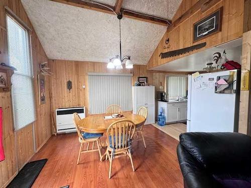 12 Suffern Lake, Suffern Lake, SK - Indoor Photo Showing Dining Room