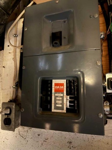 902 7 Avenue, Wainwright, AB - Indoor Photo Showing Basement