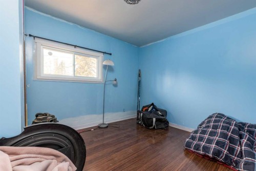 302 2 Avenue East, Maidstone, SK - Indoor Photo Showing Bedroom