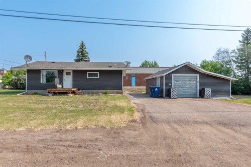 302 2 Avenue East, Maidstone, SK - Outdoor