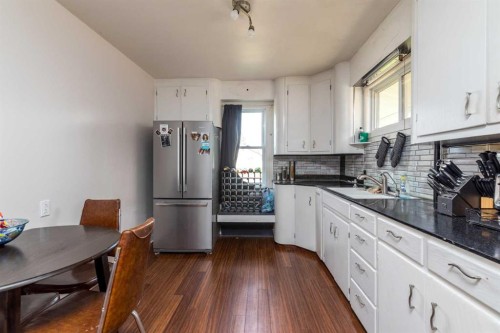 302 2 Avenue East, Maidstone, SK - Indoor Photo Showing Kitchen