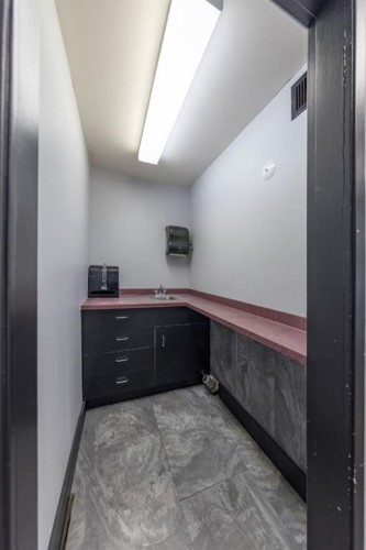 5008 50 Street, Lloydminster, AB 