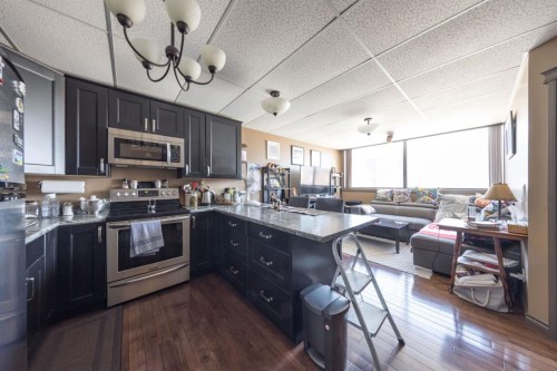 5008 50 Street, Lloydminster, AB 