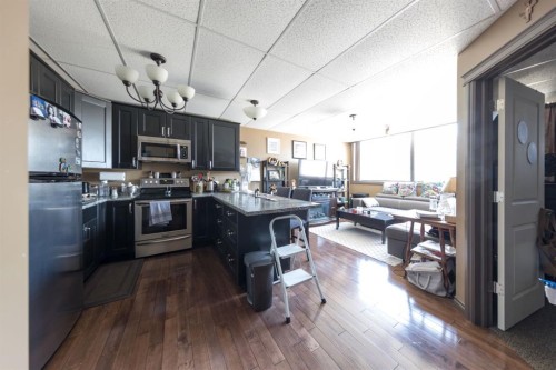 5008 50 Street, Lloydminster, AB 