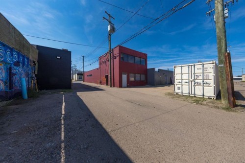 5008 50 Street, Lloydminster, AB 