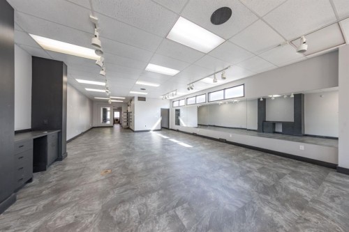 5008 50 Street, Lloydminster, AB 