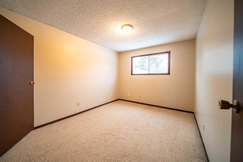1601 5 Avenue, Wainwright, AB - Indoor Photo Showing Other Room