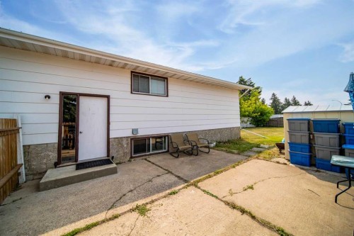 1601 5 Avenue, Wainwright, AB - Outdoor With Exterior