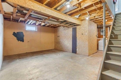 2-19 3 Avenue Se, Marshall, SK - Indoor Photo Showing Basement