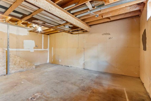 2-19 3 Avenue Se, Marshall, SK - Indoor Photo Showing Basement