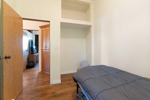 18 3 Avenue Se, Marshall, SK - Indoor Photo Showing Bedroom