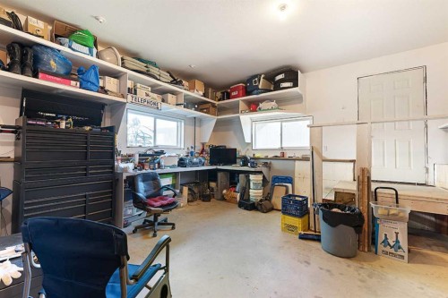 18 3 Avenue Se, Marshall, SK - Indoor Photo Showing Other Room