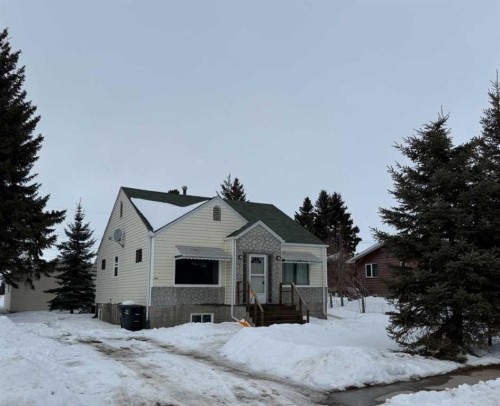 4517 53 Street  Vermilion, AB T9X 1X9