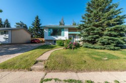 5205 32 Street  Lloydminster, AB T9V 1G1
