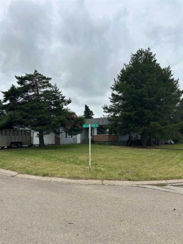 5215 58 Street, Vermilion, AB - Outdoor