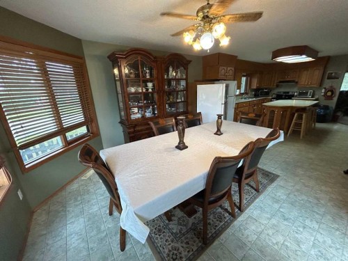 5215 58 Street, Vermilion, AB - Indoor Photo Showing Dining Room