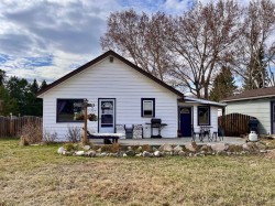 5104 51 Street  Edgerton, AB T0B 1K0