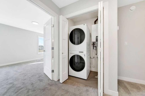 25-3616 41B Avenue, Lloydminster, SK - Indoor Photo Showing Laundry Room