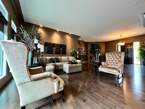435058 Rng Rd 50, Rural Wainwright No. 61, M.D. Of, AB - Indoor Photo Showing Living Room