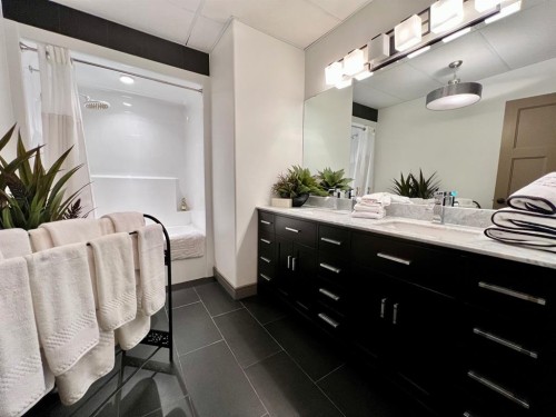 435058 Rng Rd 50, Rural Wainwright No. 61, M.D. Of, AB - Indoor Photo Showing Bathroom