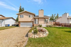 108 6 Avenue EAST Maidstone, SK S0M 1M0