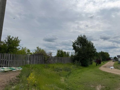 2201 14Th Ave, Wainwright, AB 