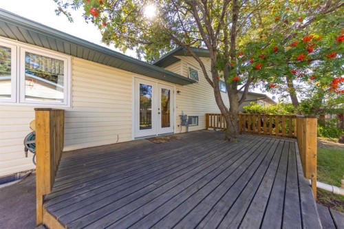 5204 32 Street, Lloydminster, AB - Outdoor With Exterior