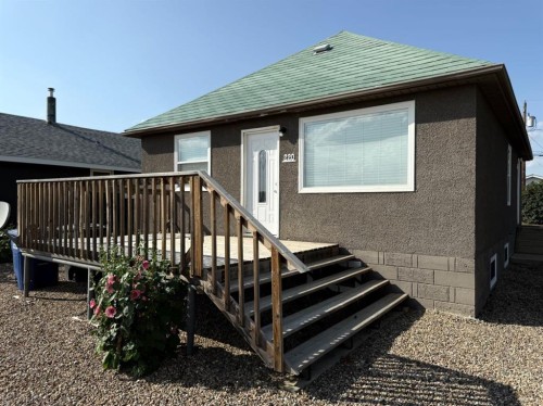 220 Railway Avenue E  Maidstone, SK S0M 1M0