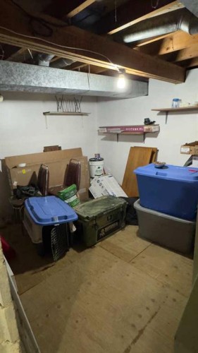 39 Rydberg Street, Hughenden, AB - Indoor Photo Showing Basement