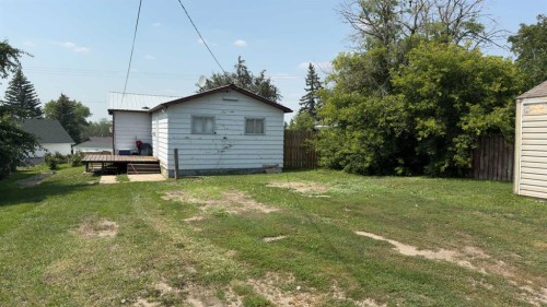 39 Rydberg Street, Hughenden, AB - Outdoor