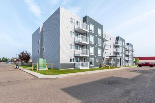 101B-5101 18 Street, Lloydminster, AB - Outdoor With Balcony