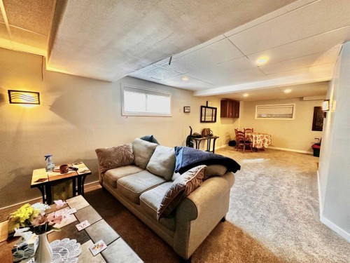 1134 21 Street, Wainwright, AB - Indoor Photo Showing Other Room