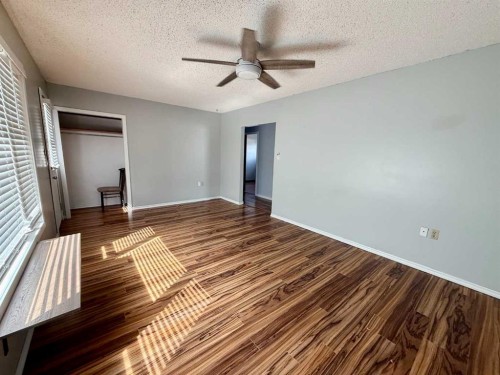 5427 49 Street, Provost, AB - Indoor Photo Showing Other Room