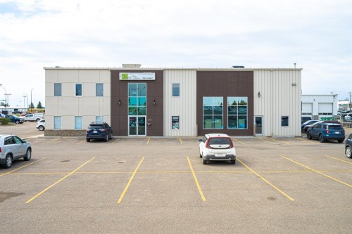 2602 50 Avenue, Lloydminster, AB 