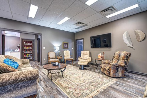 2602 50 Avenue, Lloydminster, AB 