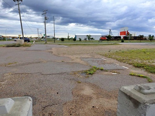 4402 Railway Avenue, Vermilion, AB 