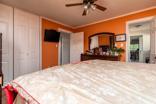 310 1 Street East, Marshall, SK - Indoor Photo Showing Bedroom