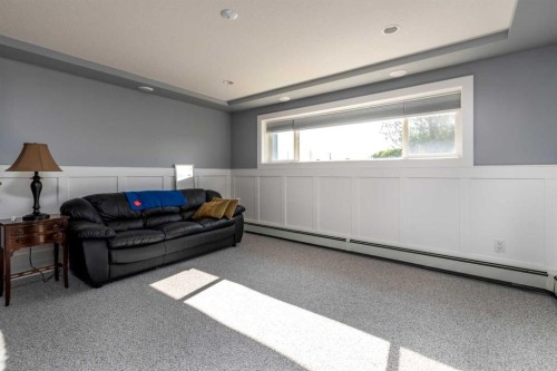 310 1 Street East, Marshall, SK - Indoor