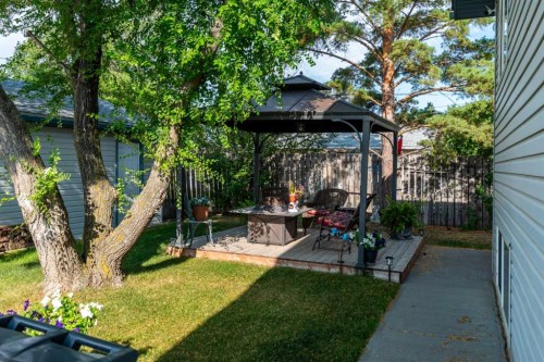 310 1 Street East, Marshall, SK - Outdoor