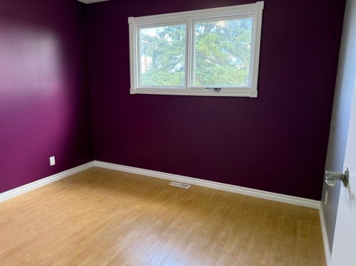 101 Main Street, Waseca, SK - Indoor Photo Showing Other Room