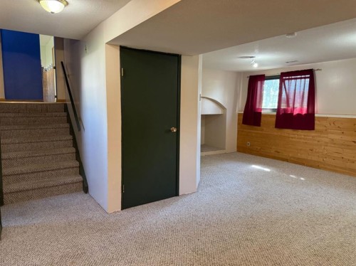 101 Main Street, Waseca, SK - Indoor Photo Showing Other Room