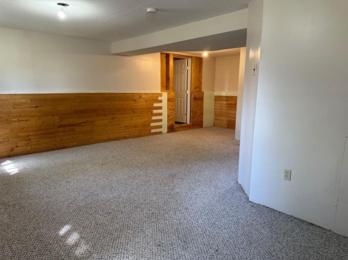 101 Main Street, Waseca, SK - Indoor Photo Showing Other Room