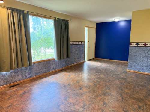 101 Main Street, Waseca, SK - Indoor