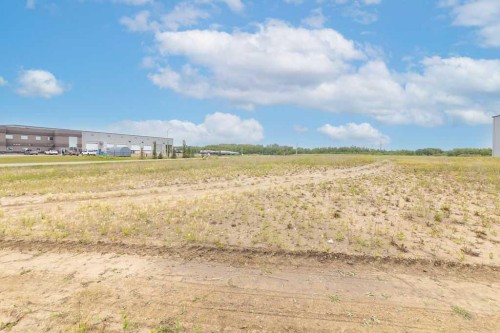 6926 66 Street, Lloydminster, AB 