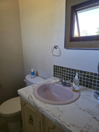 4716 55 Avenue, Provost, AB - Indoor Photo Showing Bathroom