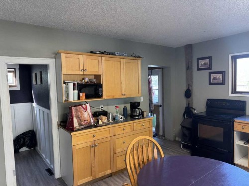 5228 48 Street, Provost, AB - Indoor