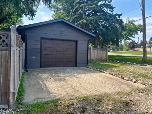 5339 50 Street, Provost, AB - Outdoor