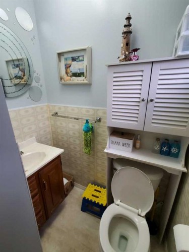 5136 46 Street, Provost, AB - Indoor