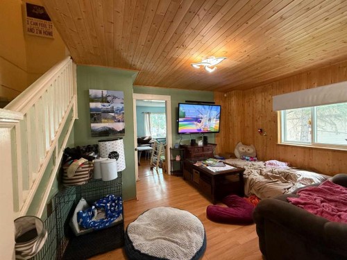 5136 46 Street, Provost, AB - Indoor