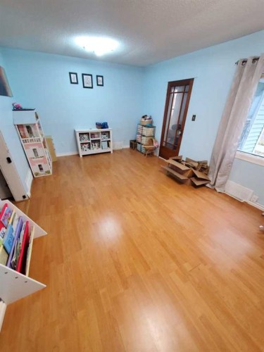5136 46 Street, Provost, AB - Indoor